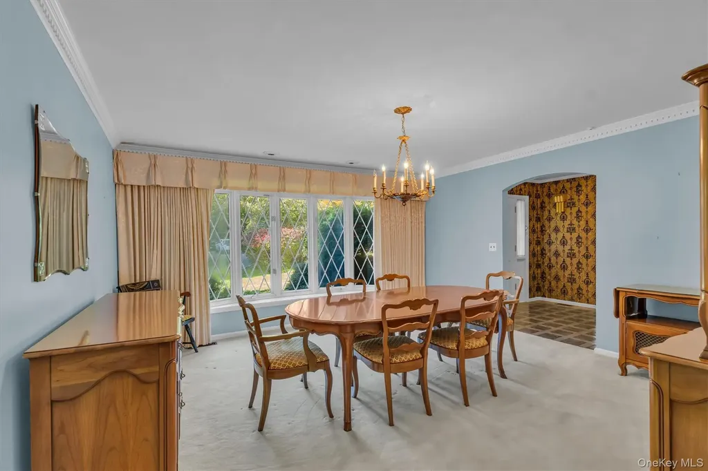 133 Old Field Road Setauket NY 11733