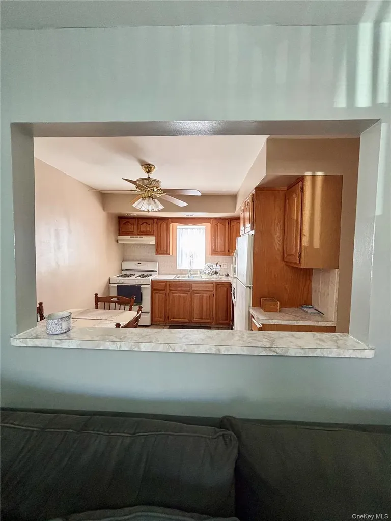 1921 Edison Avenue Bronx NY 10461