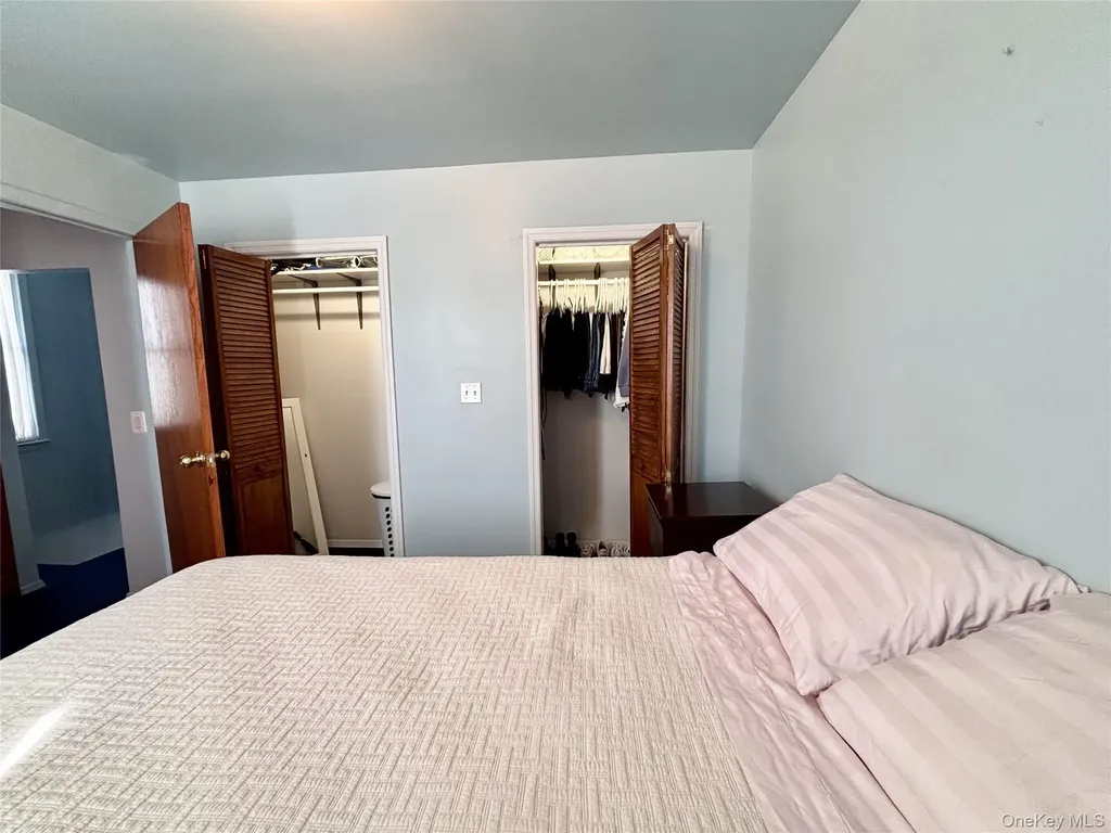 1921 Edison Avenue Bronx NY 10461