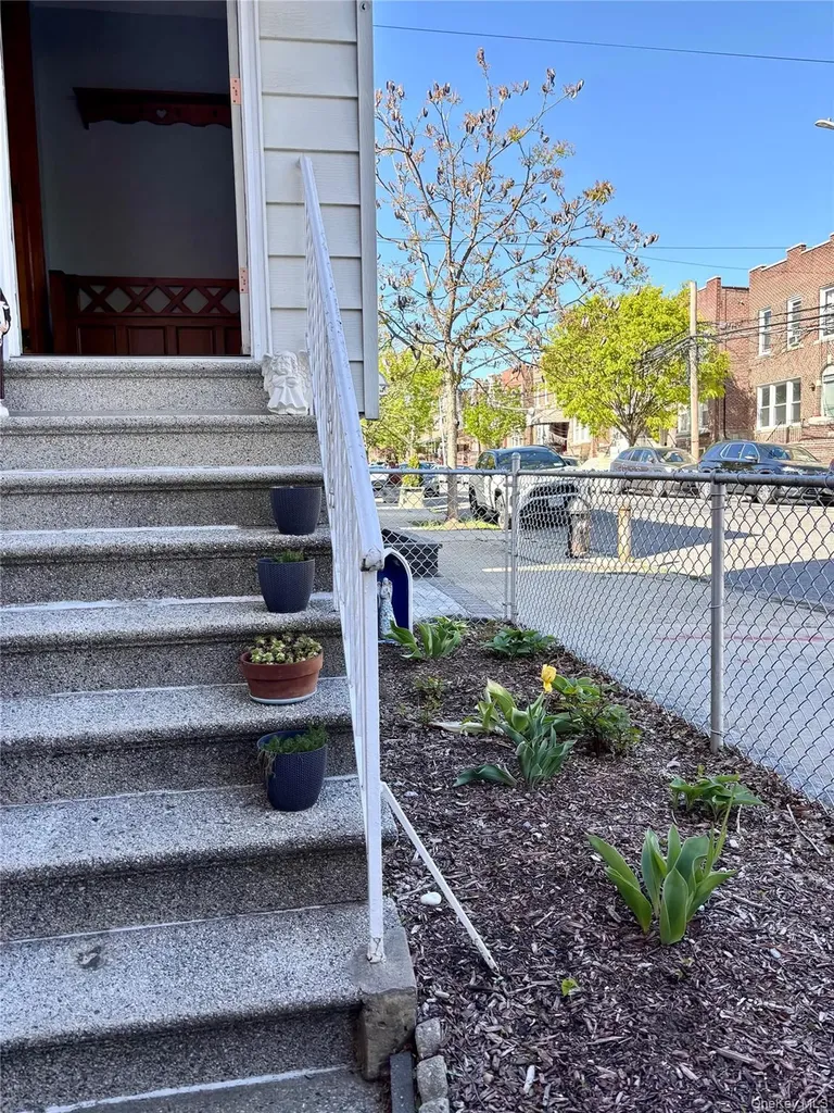 1921 Edison Avenue Bronx NY 10461