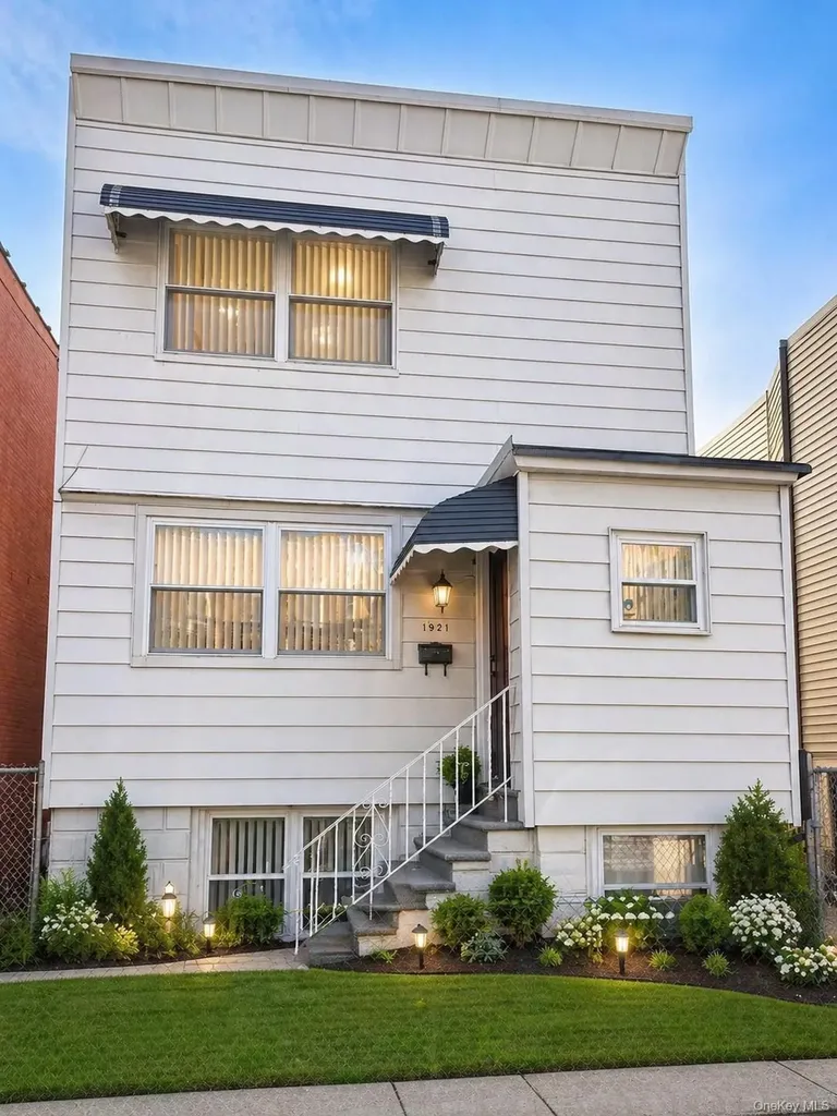1921 Edison Avenue Bronx NY 10461