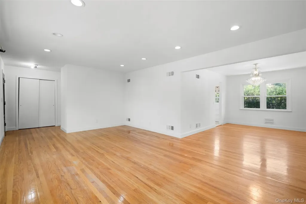71 Bacon Place Yonkers NY 10710