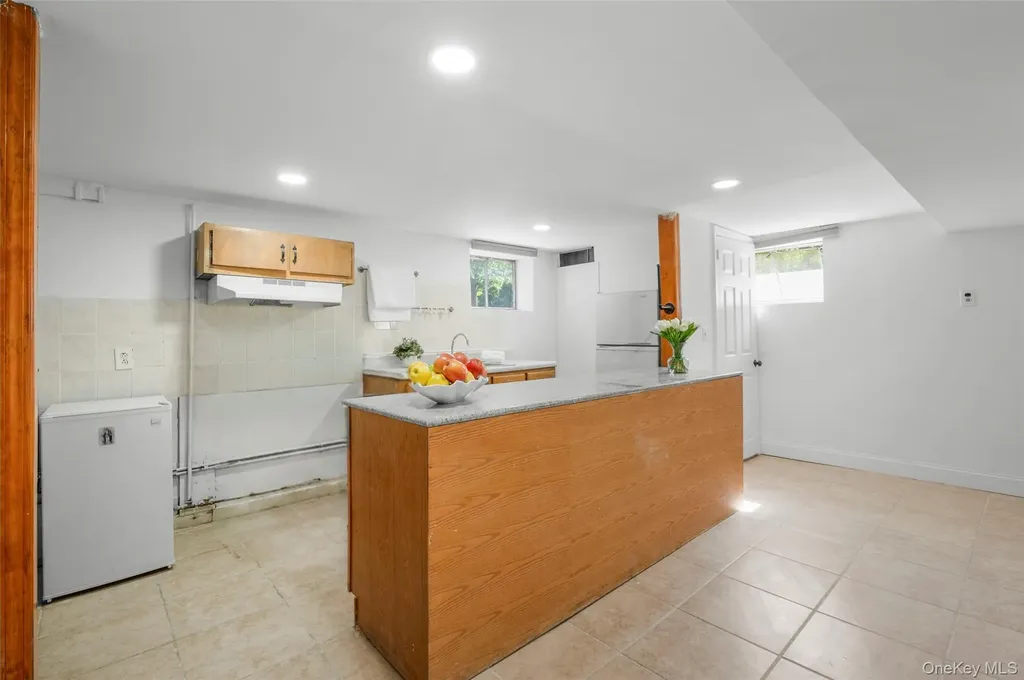 71 Bacon Place Yonkers NY 10710