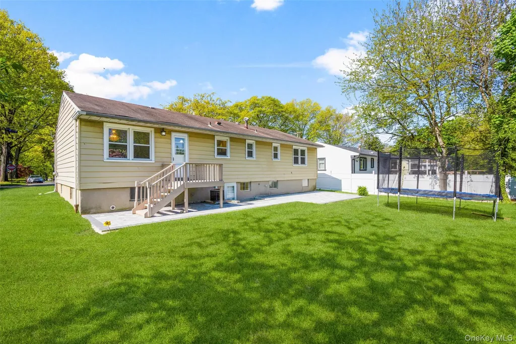 71 Bacon Place Yonkers NY 10710
