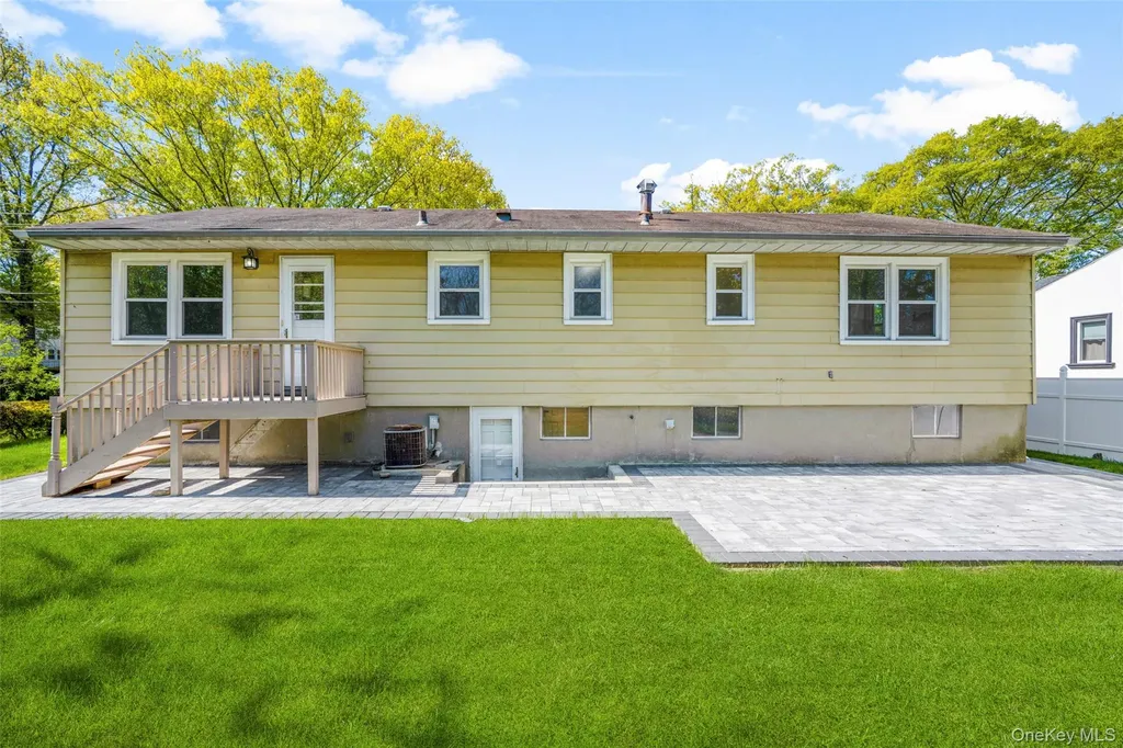 71 Bacon Place Yonkers NY 10710