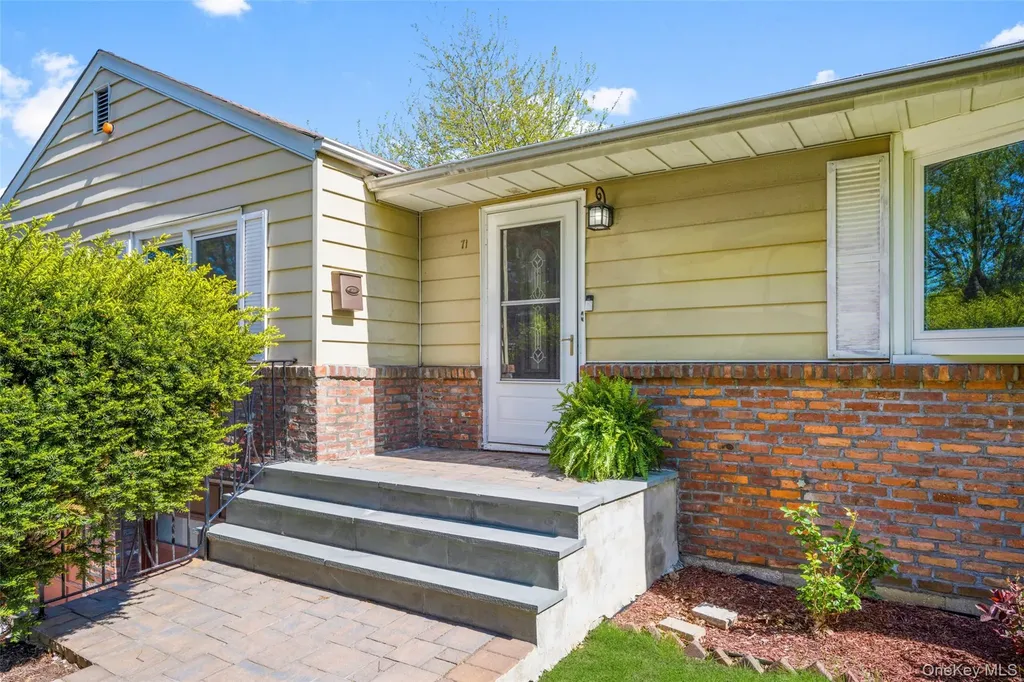 71 Bacon Place Yonkers NY 10710