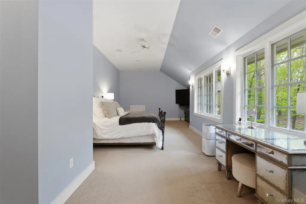 29 E Kinnicutt Road Pound Ridge NY 10576