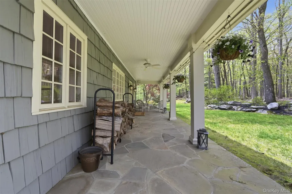 29 E Kinnicutt Road Pound Ridge NY 10576