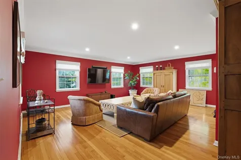 29 E Kinnicutt Road Pound Ridge NY 10576