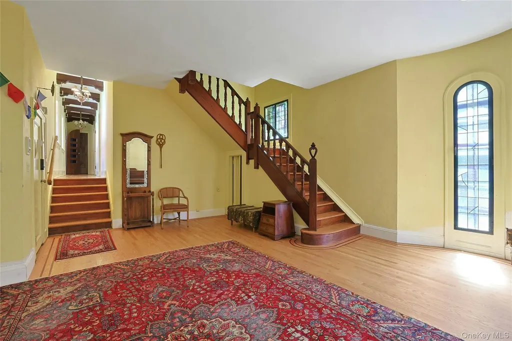 16 Lewis Road Irvington NY 10533