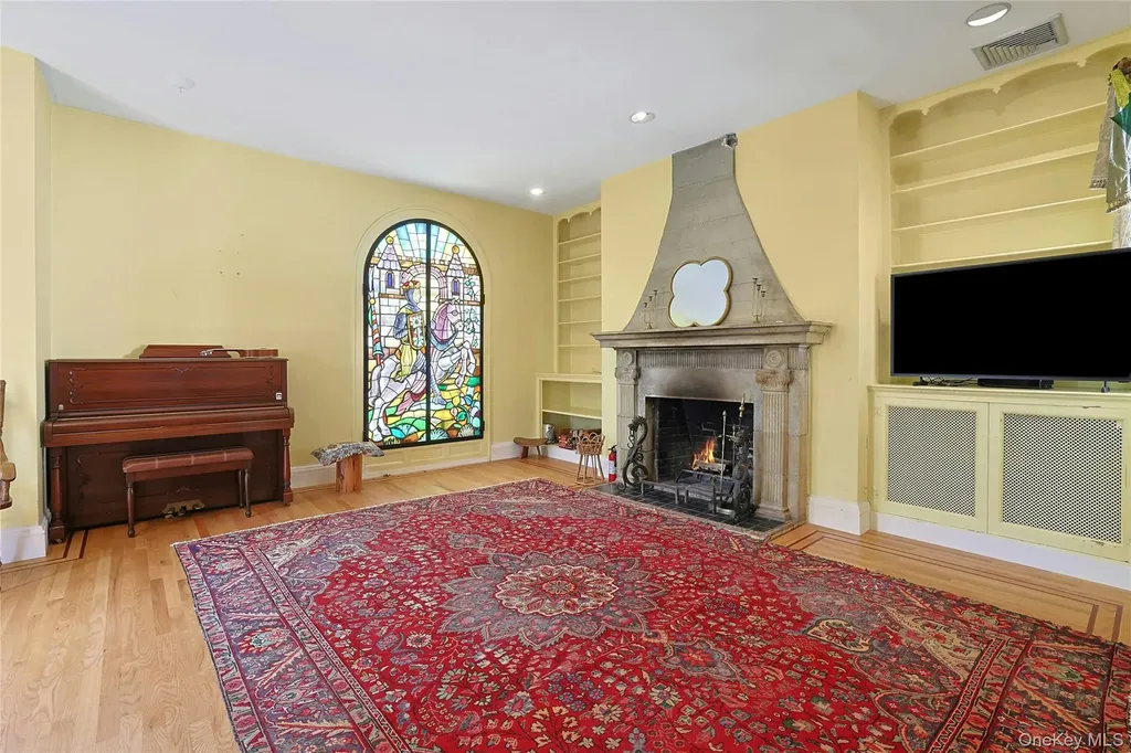 16 Lewis Road Irvington NY 10533