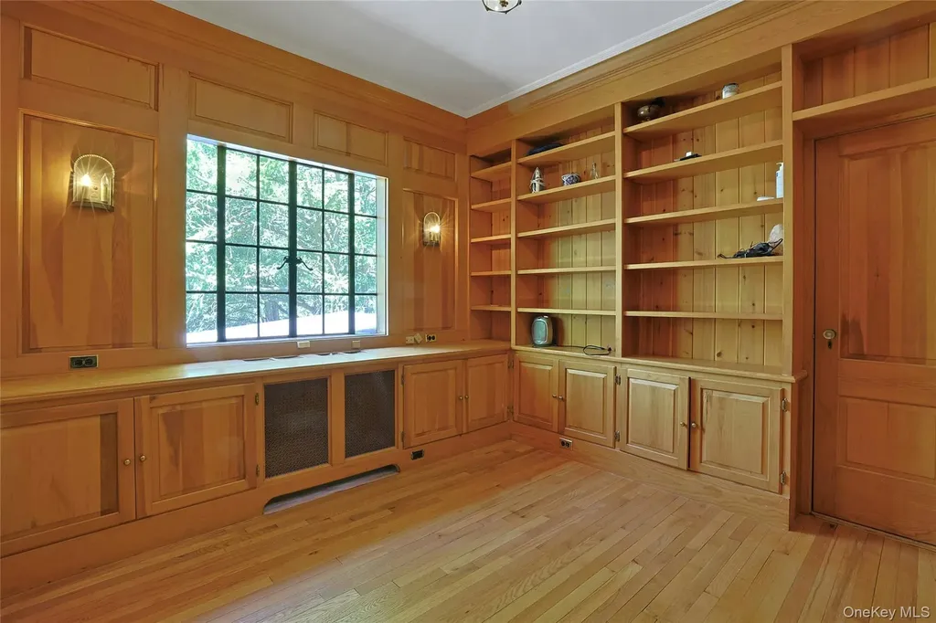 16 Lewis Road Irvington NY 10533