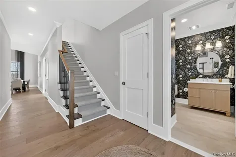 1816 Soundview Court Yorktown Heights NY 10598