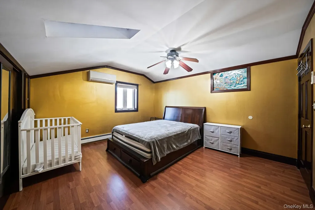 51-78 72nd Place Maspeth NY 11377