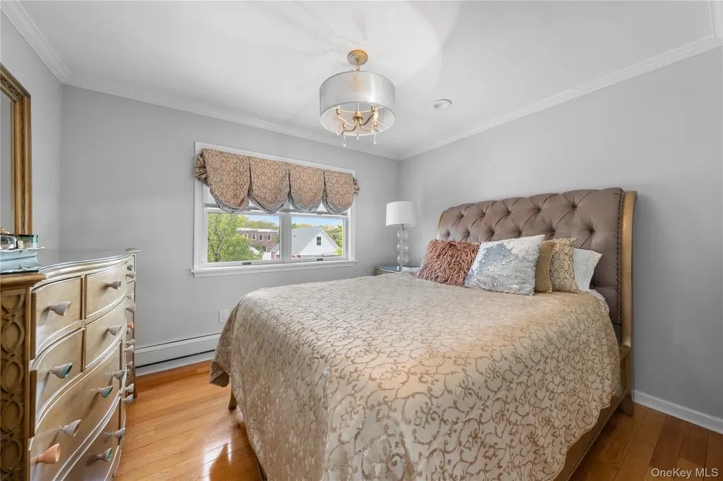 8015 250th Street Bellerose NY 11426