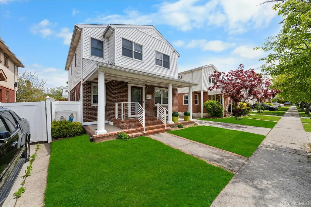 8015 250th Street Bellerose NY 11426