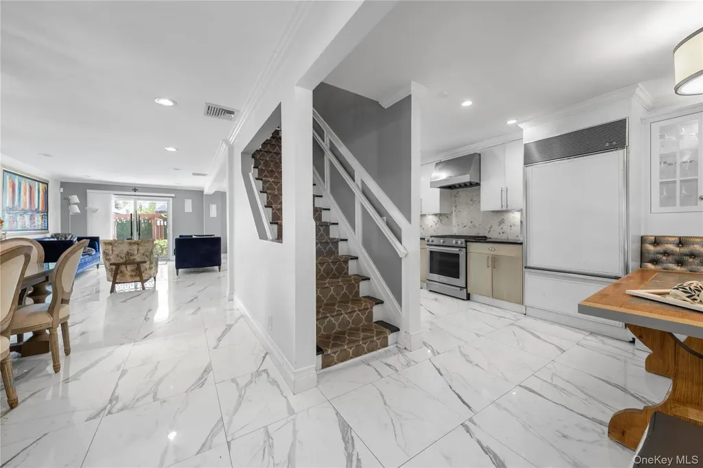 8015 250th Street Bellerose NY 11426