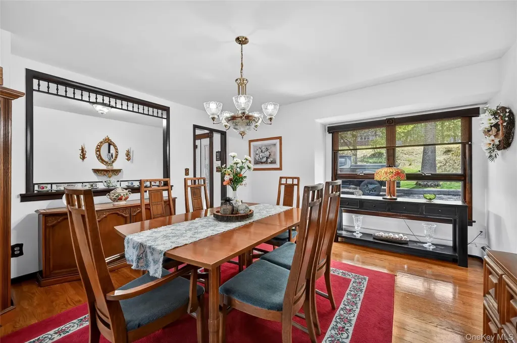 77 Maidstone Drive Walden NY 12586