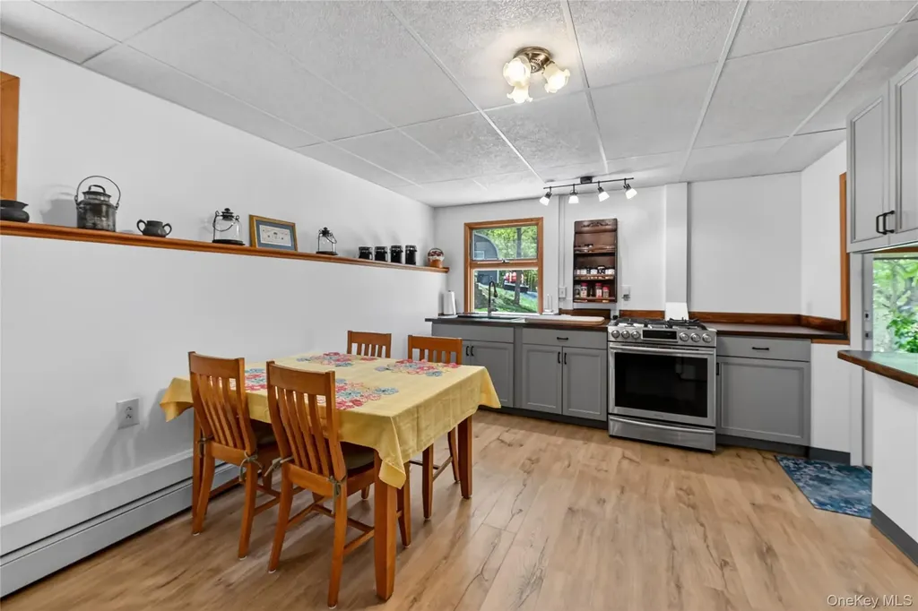 77 Maidstone Drive Walden NY 12586