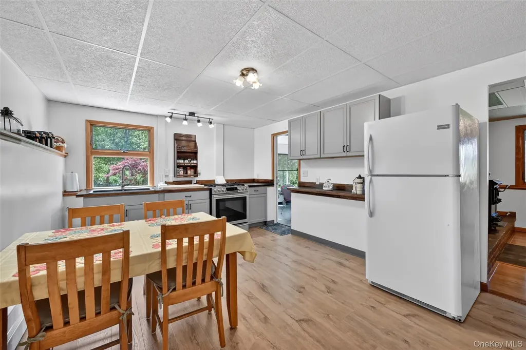 77 Maidstone Drive Walden NY 12586