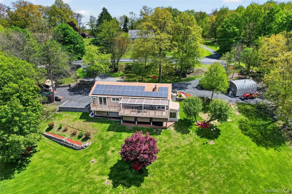 77 Maidstone Drive Walden NY 12586
