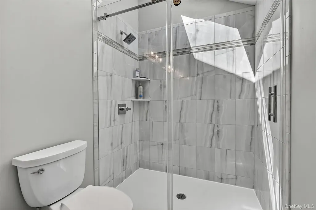 721 Hewitt Lane New Windsor NY 12553