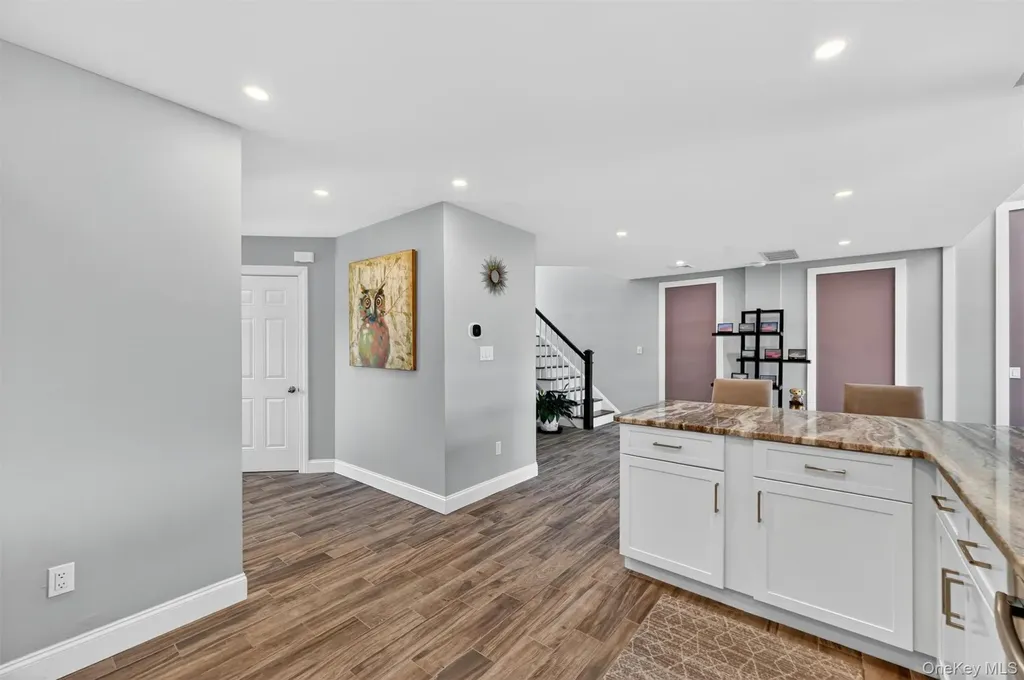 721 Hewitt Lane New Windsor NY 12553