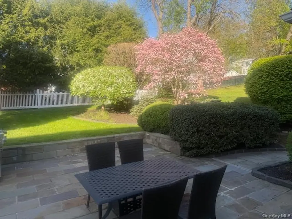 161 2nd Street Buchanan NY 10511