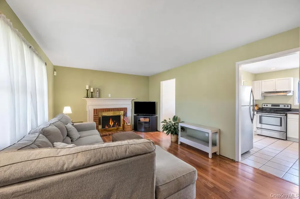 26 Orchid Road East Patchogue NY 11772