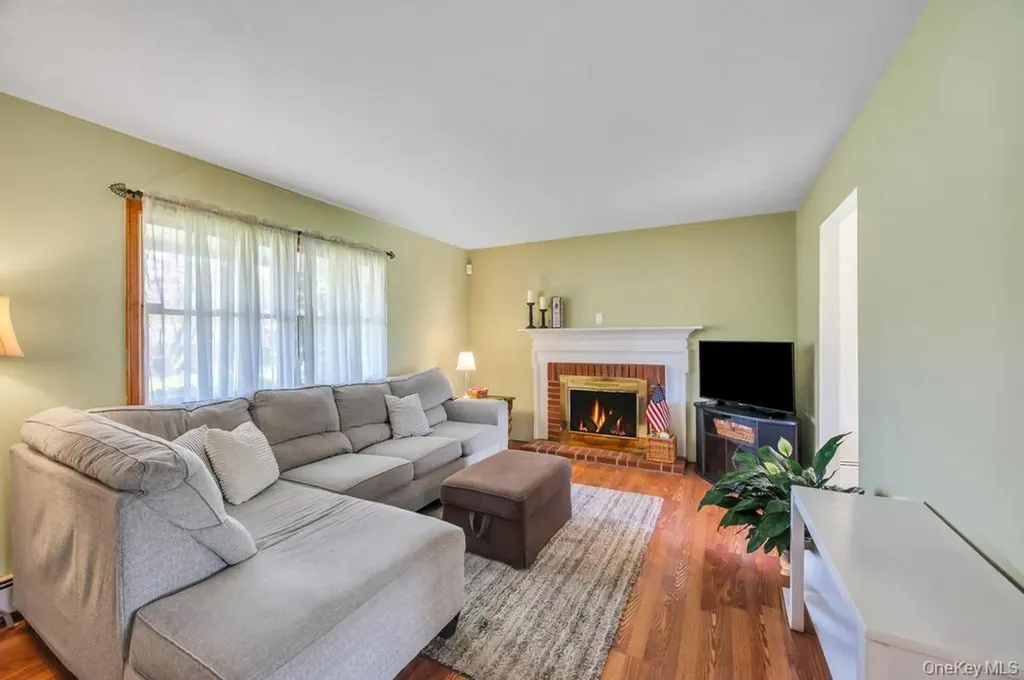 26 Orchid Road East Patchogue NY 11772