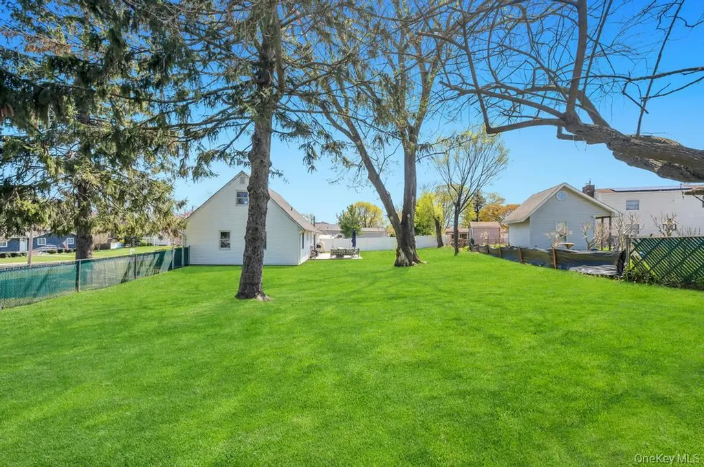 26 Orchid Road East Patchogue NY 11772