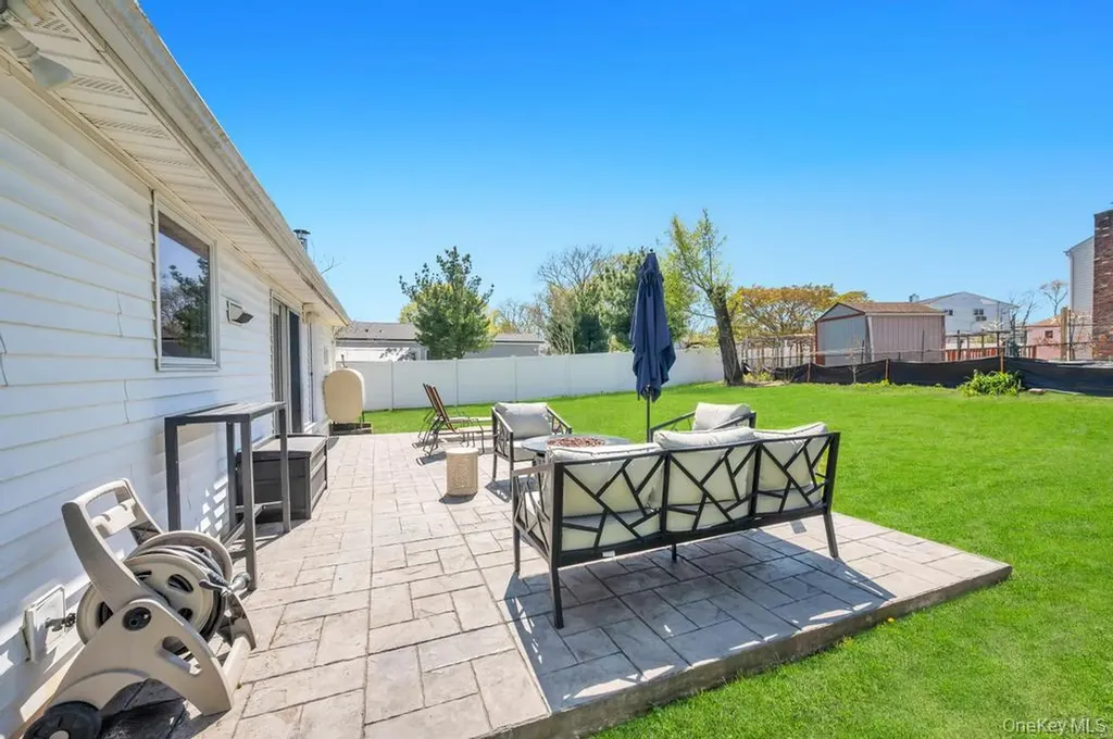 26 Orchid Road East Patchogue NY 11772