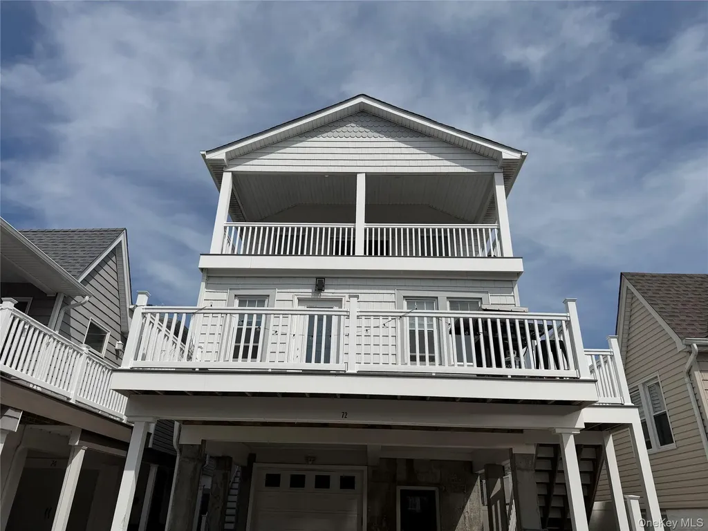 72 Florida Street Long Beach NY 11561