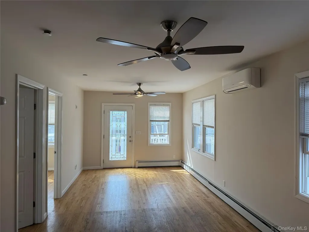 72 Florida Street Long Beach NY 11561