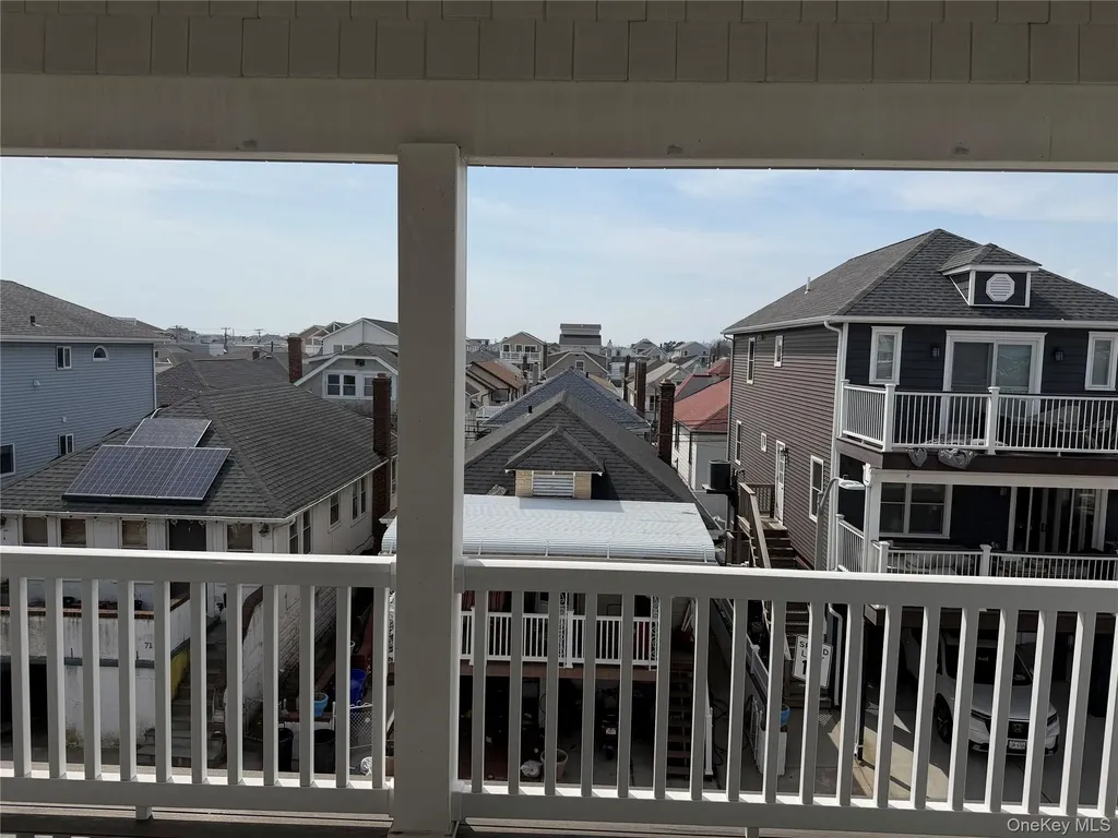 72 Florida Street Long Beach NY 11561