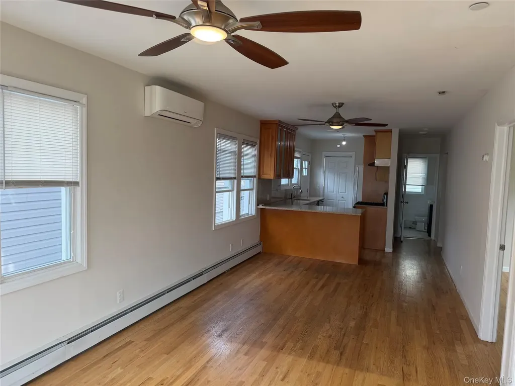 72 Florida Street Long Beach NY 11561