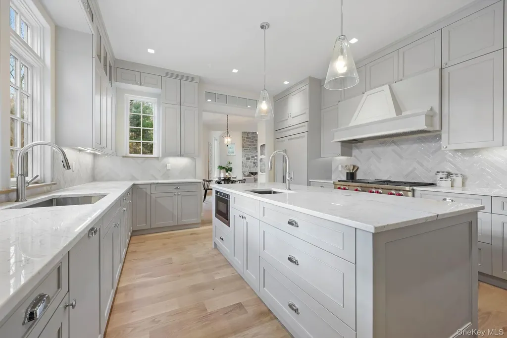 2 Barry Court Bedford NY 10536