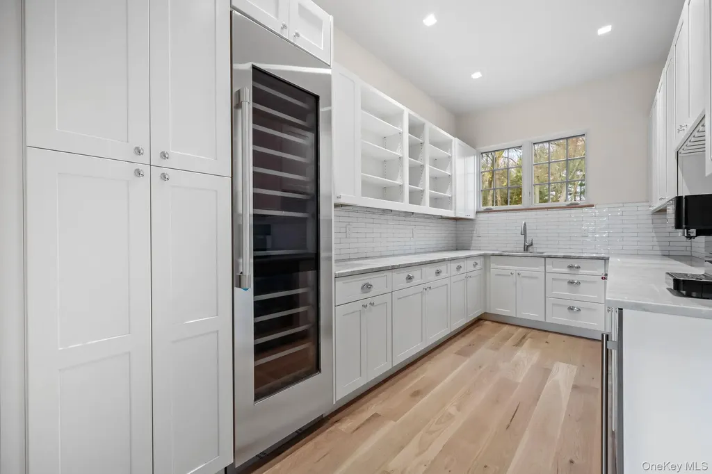 2 Barry Court Bedford NY 10536