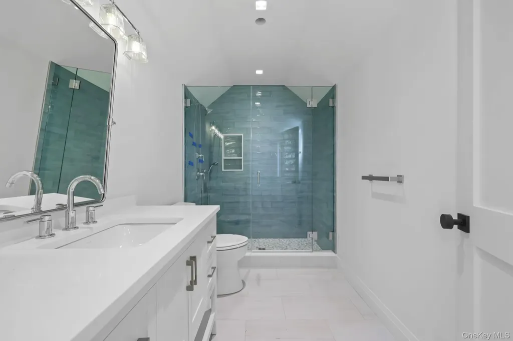 2 Barry Court Bedford NY 10536