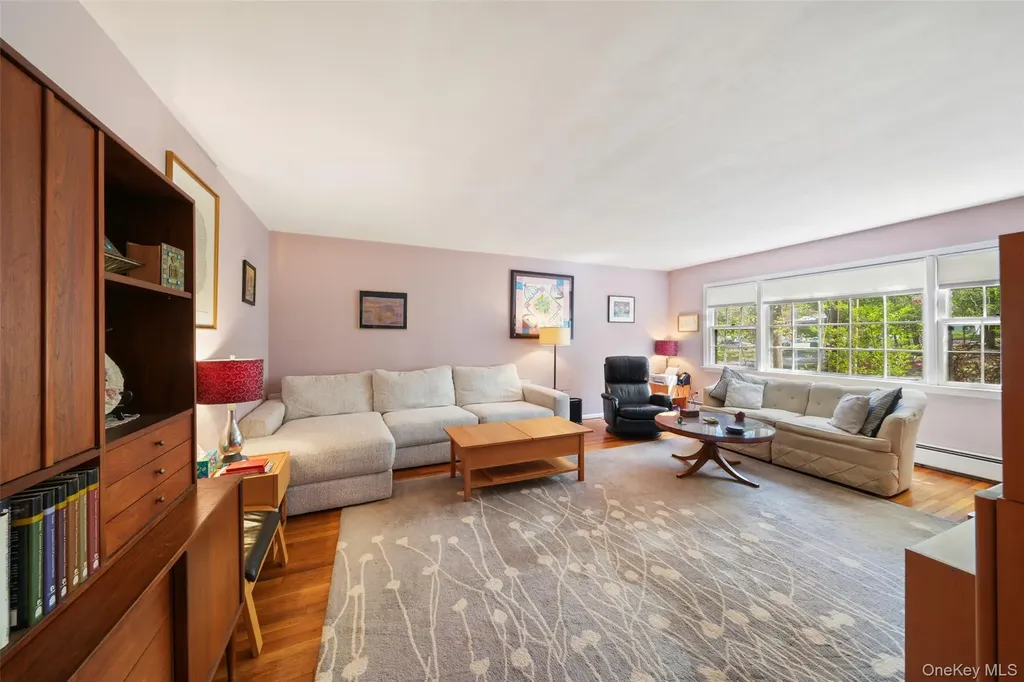 13 Kupperman Lane Monsey NY 10952