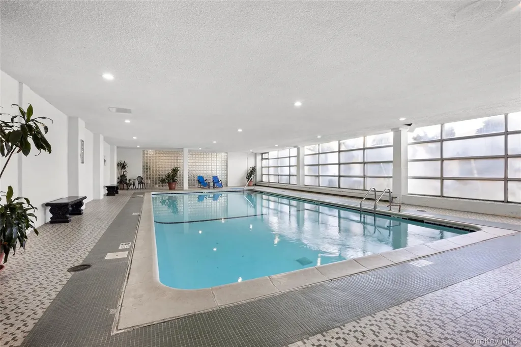 333 E Broadway Long Beach NY 11558