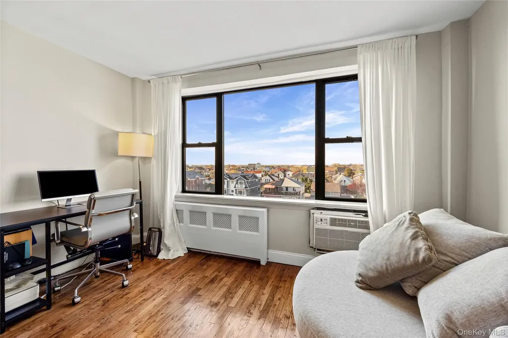 333 E Broadway Long Beach NY 11558