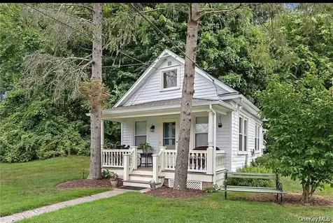 20 Main Street Hughsonville NY 12590