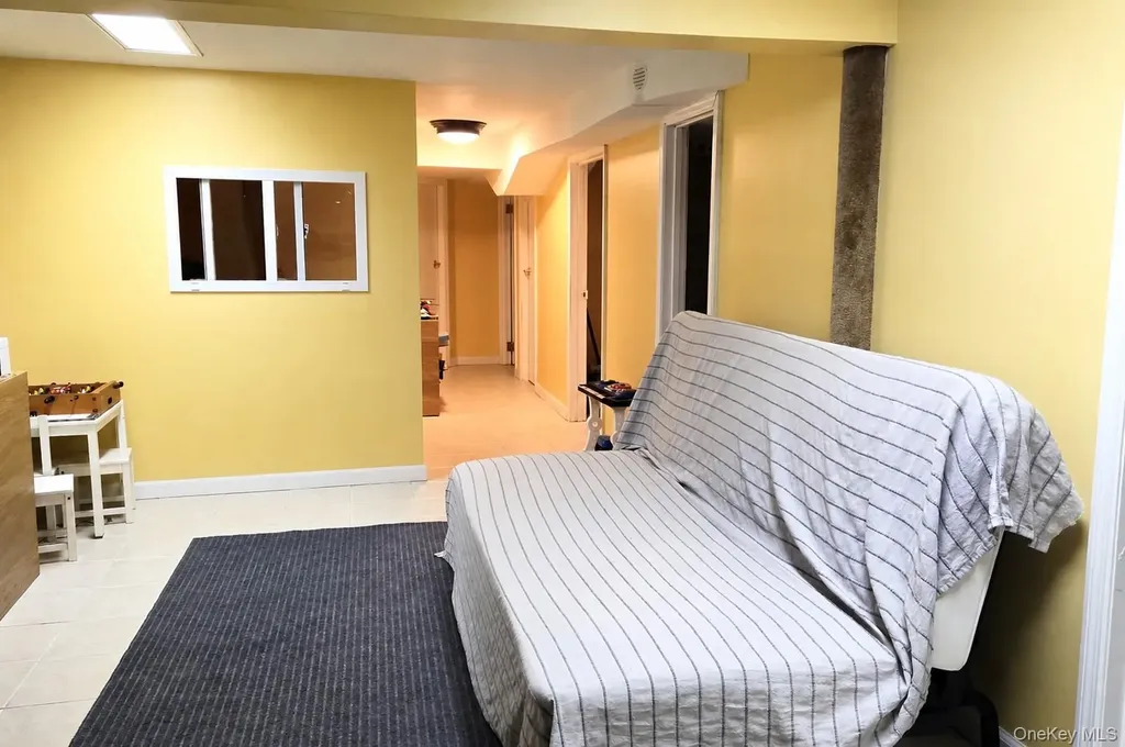 7345 197th Street Fresh Meadows NY 11366