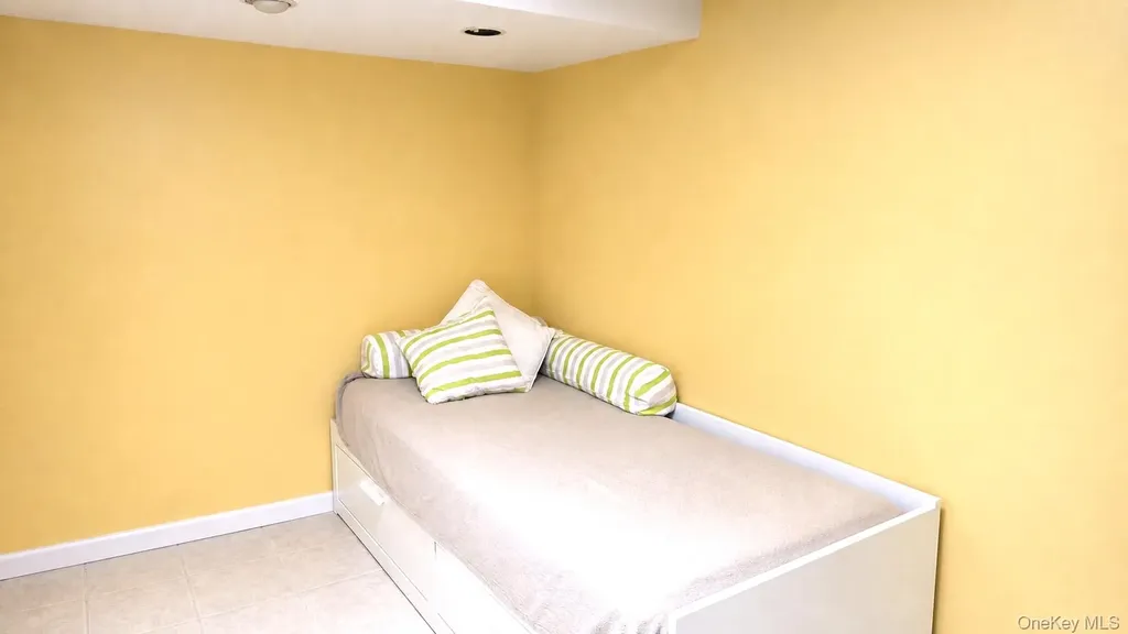 7345 197th Street Fresh Meadows NY 11366