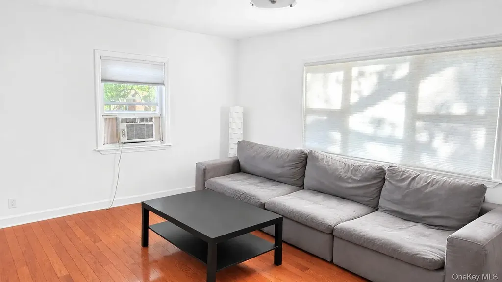 7345 197th Street Fresh Meadows NY 11366