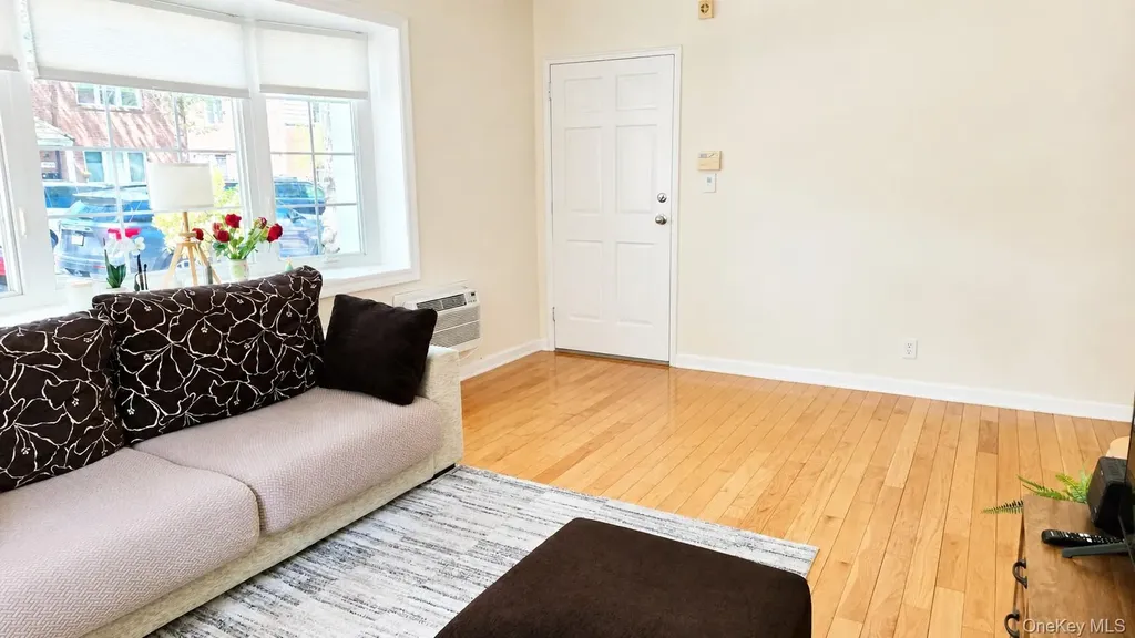 7345 197th Street Fresh Meadows NY 11366
