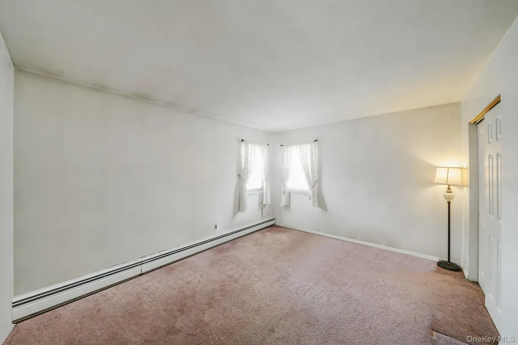 75 2nd Place Central Islip NY 11722