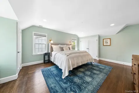 24 Homer Avenue Larchmont NY 10538