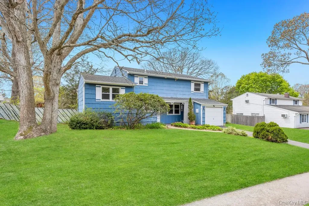 344 Boyle Road Selden NY 11784